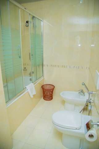 Курортные отели Golden Coast Баку Суперлюкс-5